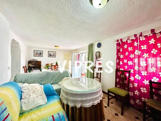Casa en venta en Alange. Para concertar visitas llamar a Alexandra teléf. Buscas una casa amplia para poner a tu gusto en Alange?Te presento es. Casas.