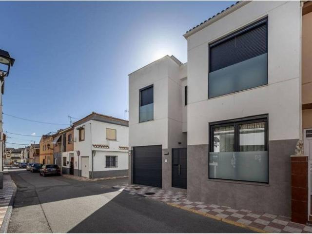 Casa en Venta en Albolote