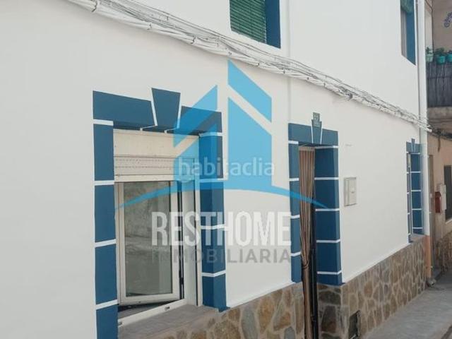 Casa en venta en Alborea. OPORTUNIDAD CASA REFORMADA EN ALBOREA LA MANCHUELA. Casas.