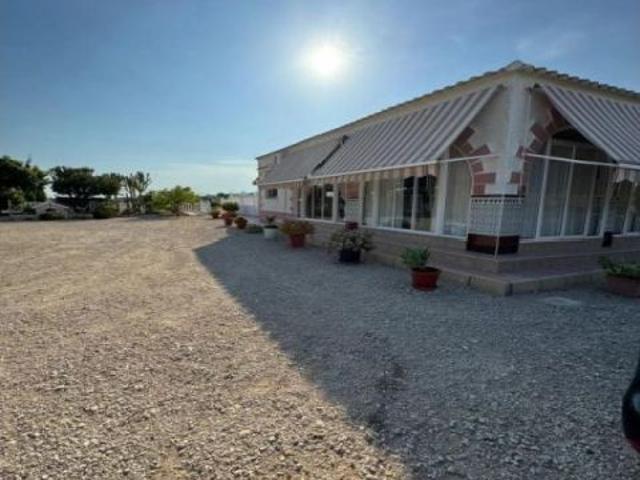 Casa en Venta en Albatera, Alicante