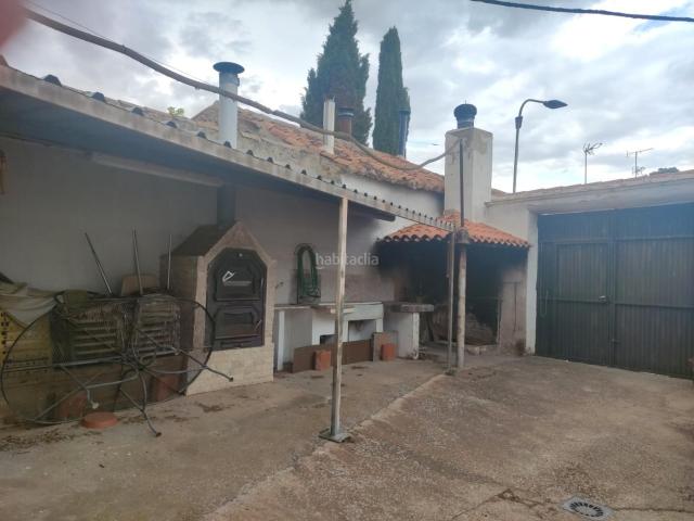 Casa en venta en Albacete, Pedanías Extrarradio. PUEBLO CERCANO, PATIO, con patio 120 metros, 3 dormitorios, salón, cocina, baño, barbacoa. Casas.
