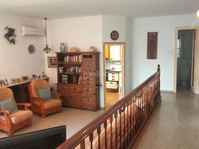 Casa en venta en Albalat dels Tarongers. Se presenta una excepcional oportunidad de adquirir una espléndida casa en venta en la encantadora en Albalat dels Tarongers zona. Casas Albalat dels.