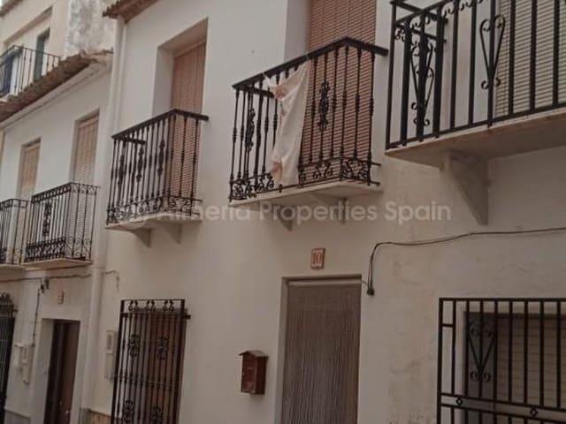 Casa en venta en Albanchez, Almería