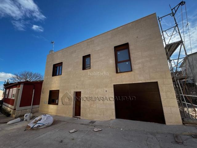 Casa en venta en Albillos. Casas.