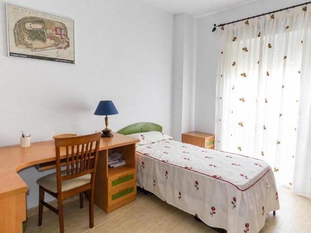 Casa en venta en Albuera La. SE VENDE ADOSADO EN LA ALBUERA. Casas Albuera.