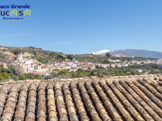 Casa en venta en Albuñuelas. CASA CON ENCANTO EN EL VALLE DE LECRÍN IMPRESIONANTES VISTAS A SIERRA NEVADA Y A LA NATURALEZA. Casas.