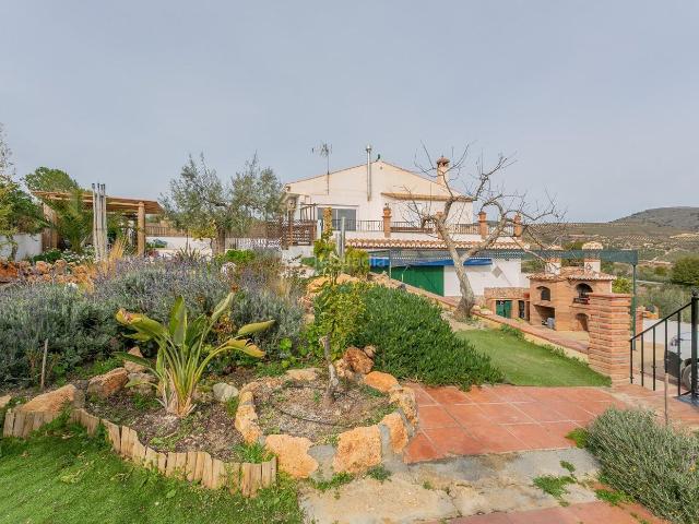 Casa en venta en Albuñuelas. Casa de Campo con terreno y Vistas Espectaculares. Casas.