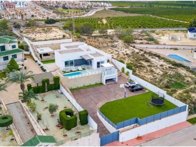 Casa en Venta en Algorfa