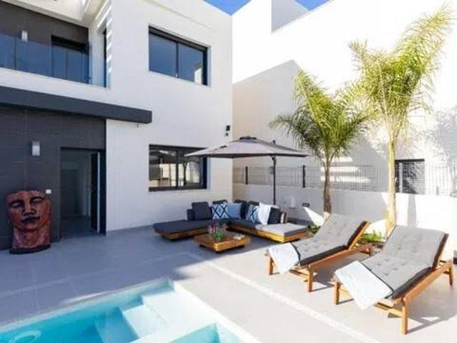 Casa en Venta en Algorfa
