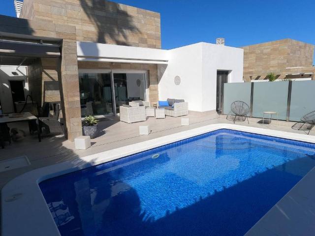Casa en Venta en Algorfa