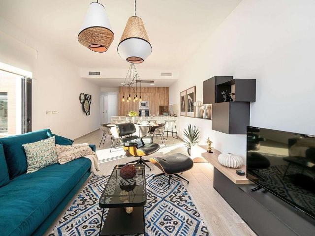 Casa en venta en Algorfa. Casas.