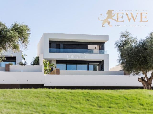 Casa en venta en Algorfa. Exclusiva Villa junto al prestigioso campo de golf La Finca Golf Resort. Casas.