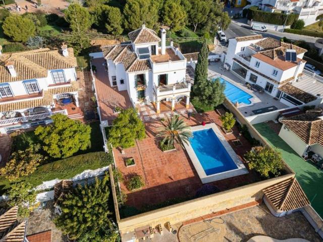 Casa en Venta en Benalmádena