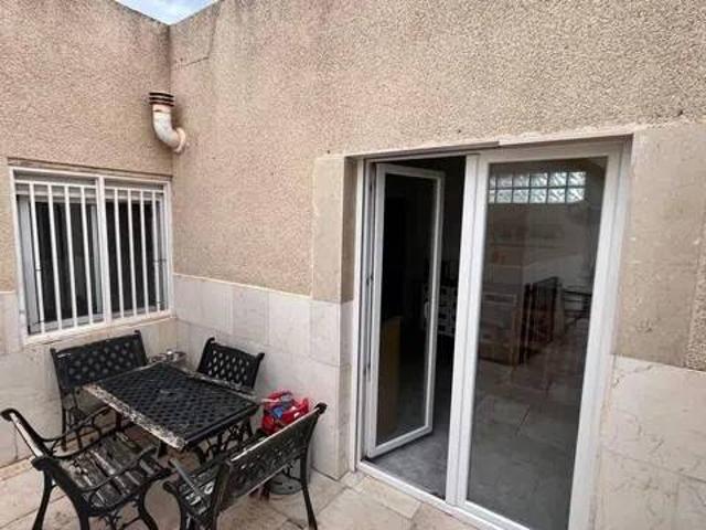 Casa en Venta en Algueña