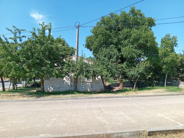Casa en venta en Aldealpozo. CASA CON TERRENO Y COCHERA EN ALDEALPOZO SORIA. Casas.
