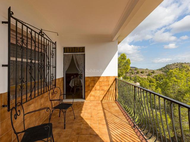 Casa en venta en Aledo. Chalet en Aledo con parcela de 1.000 m y planta inferior diáfana de 120 m. Casas.