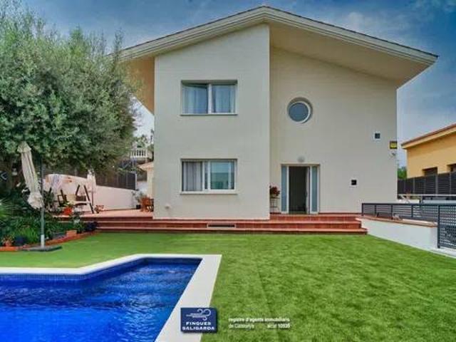 Casa en Venta en Alella