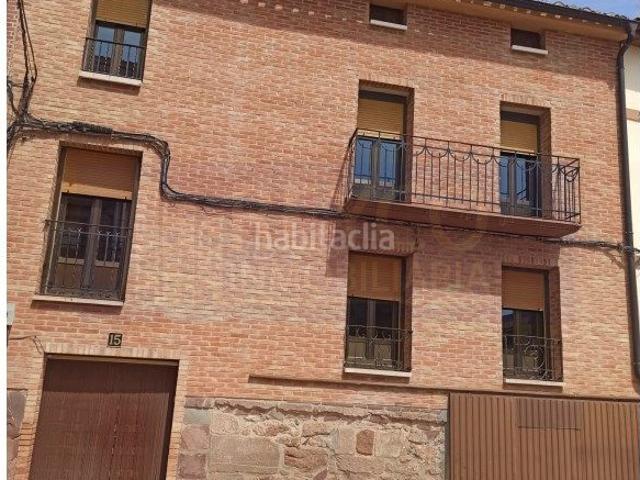 Casa en venta en Alesanco. Casa 6 habitaciones Venta Alesanco. Casas.