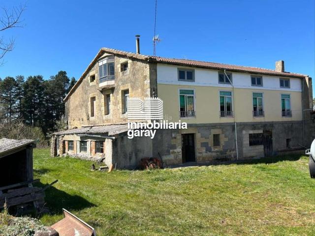Casa en venta en Alfoz de Santa Gadea. CASA A LA VENTA CON TERRENO EN EL ALFOZ DE SANTA GADEA. Casas Alfoz de Santa.