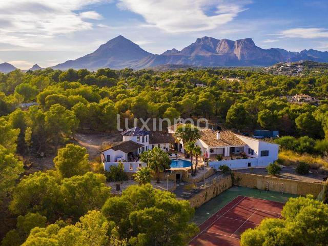Casa en venta en Alfaz del Pi Alicante