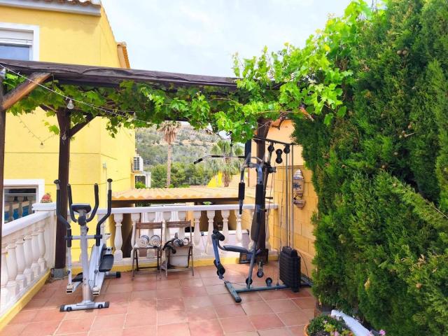 Casa en venta en Alfàs del Pi l´, Escandinavia Cautivador. Exclusivo chalet independiente con piscina privadaa en La Nucía Park. Casas Alfàs del Pi.