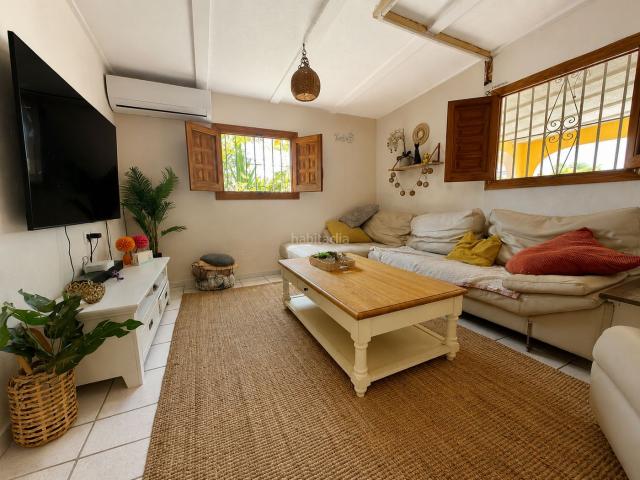 Casa en venta en Alfàs del Pi l´, L´Albir. ltpgtltstronggtEncantador chalet independiente de estilo mediterraacuteneo a un Paso de la Playa del Albir.ltstronggtltpgtltpgtEst. Casas Alfàs del Pi.