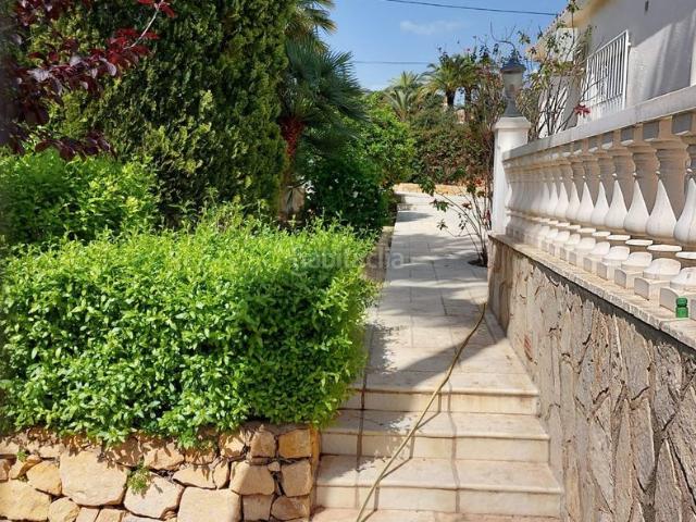 Casa en venta en Alfàs del Pi l´, Pueblo Ubanizaciones. Chalet independiente con piscina privada en la exclusiva Urbanización El Romeral, Alfaz del Pi. Casas Alfàs del Pi.