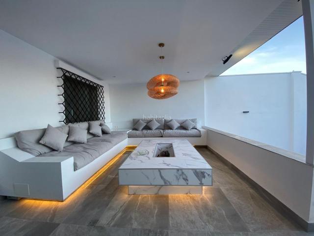 Casa en venta en Alhaurín de la Torre, Alquería Torrealquería. Espectacular Casa Reformada con Piscina, Jacuzzi y Acabados de Diseño en Torrealquería. Casas Alhaurín de la.