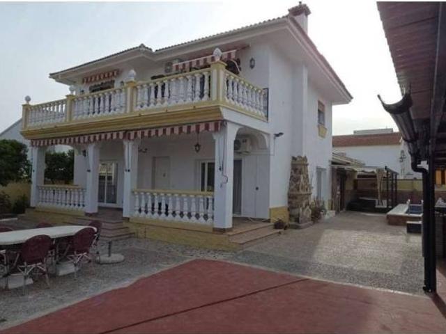 Casa en Venta en Alhaurín de la Torre