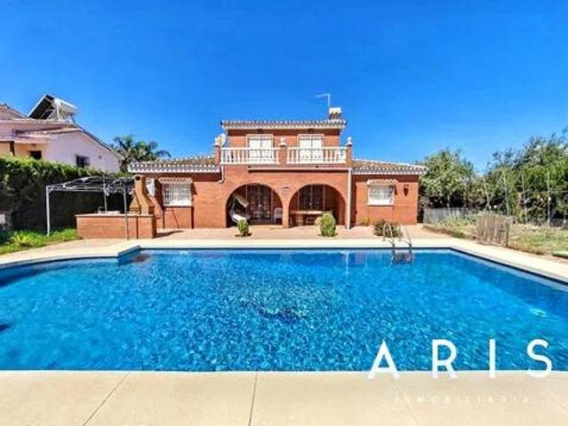 Casa en Venta en Alhaurín de la Torre