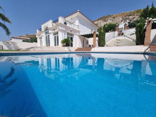 Casa en Venta en Alhaurín El Grande