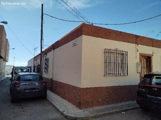 Casa en Venta en Alhama de Almería, Almería