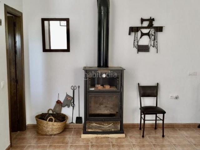 Casa en venta en Alhama de Granada. Gran casa con parcela y piscina en Alhama de Granada. Casas Alhama de.