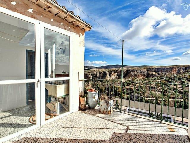 Casa en venta en Alhama de Granada, Granada