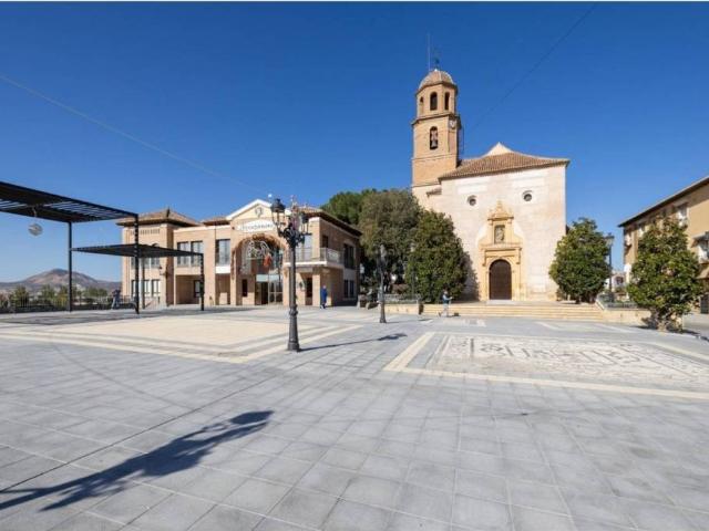 Casa en Venta en Alhendín