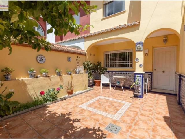 Casa en Venta en Alhendín