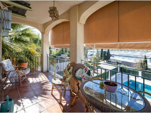 Casa en Venta en Alhendín