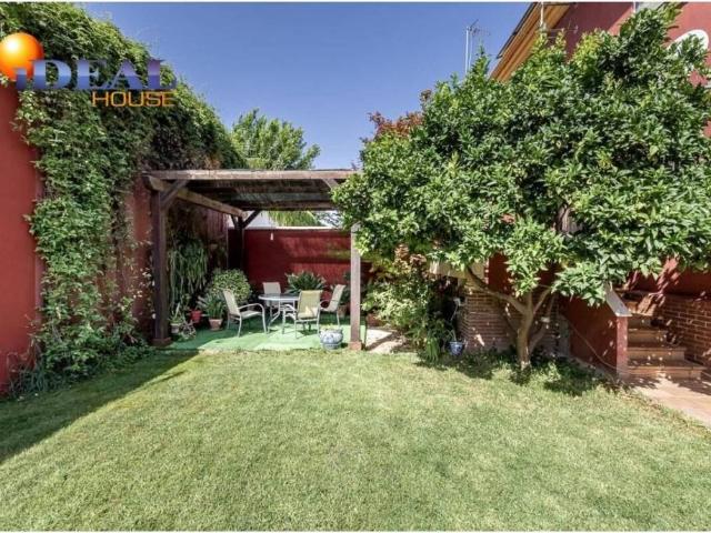 Casa en Venta en Alhendín