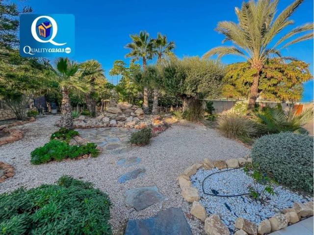 Casa en Venta en Alicante Alacant