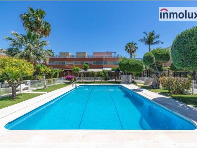 Casa en Venta en Alicante Alacant