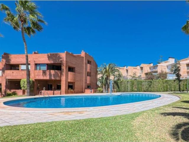 Casa en Venta en Alicante Alacant