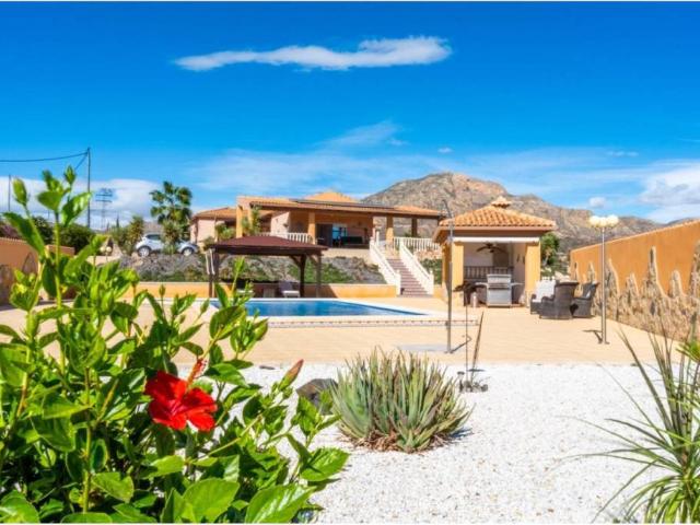Casa en Venta en Alicante Alacant