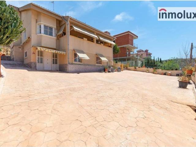 Casa en Venta en Alicante Alacant
