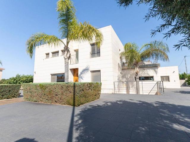 Casa en Venta en Alicante Alacant