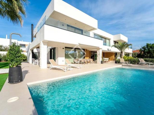 Casa en Venta en Alicante Alacant