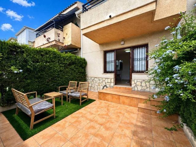 Casa en Venta en Alicante Alacant