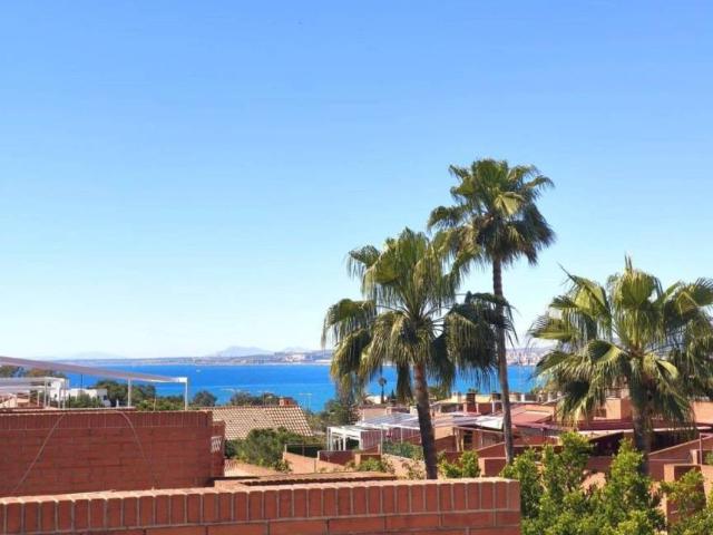 Casa en Venta en Alicante Alacant
