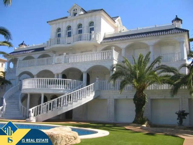 Casa en Venta en Alicante Alacant