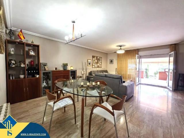 Casa en Venta en Alicante Alacant