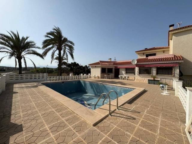 Casa en Venta en Alicante Alacant